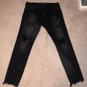 BLACK AMERICAN EAGLE SKINNY JEANS